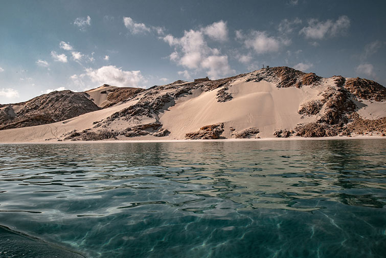 Travel to Socotra - beach with sand dunes